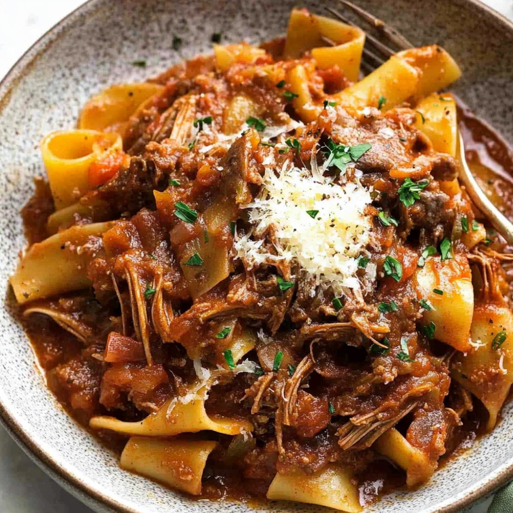 1slow-cooked-shredded-beef-ragu