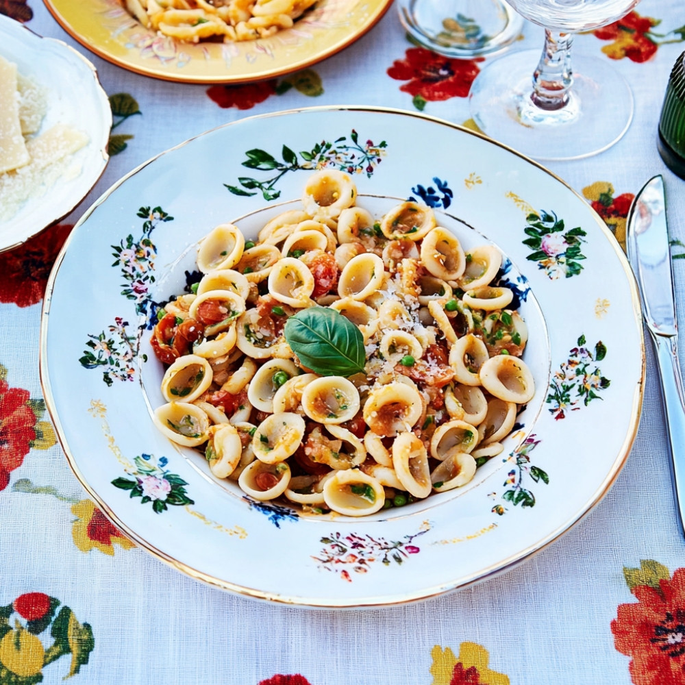 1delicious-orecchiette-with-tomato-and-broad-beans-recipe