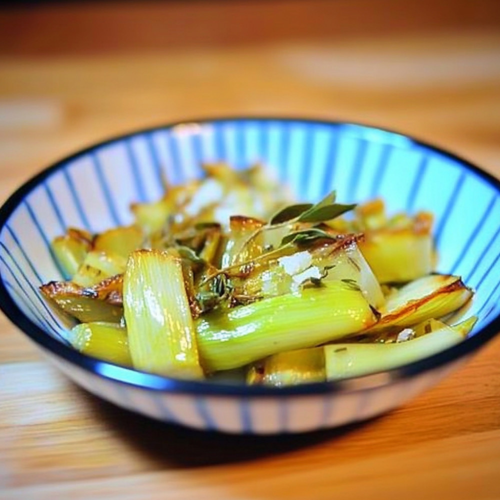 1savory-roasted-leeks-with-herbes-de-provence-delight